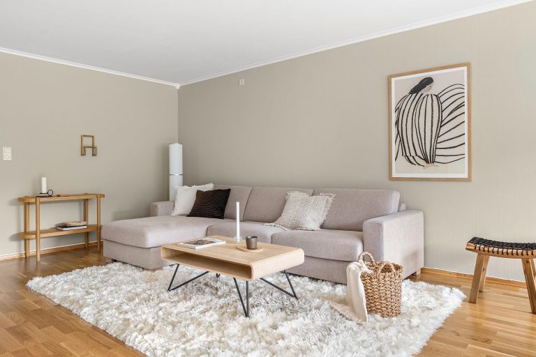 פתרון אירוח חכם לבית אקסלנט רהיטים